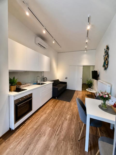 Kitchen or kitchenette, Living room, Dining area, kitchen