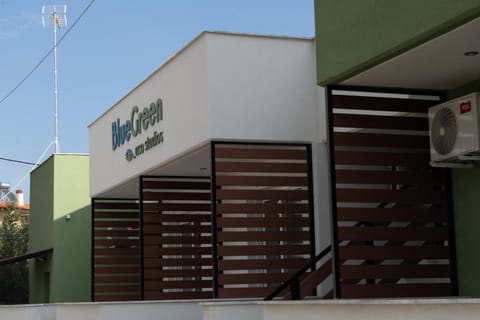 Property building, Day