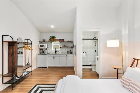 Studio Unit.hōʻoluʻolu Apartment in Gilbert