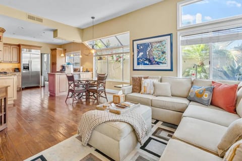 Communal lounge/ TV room, TV and multimedia