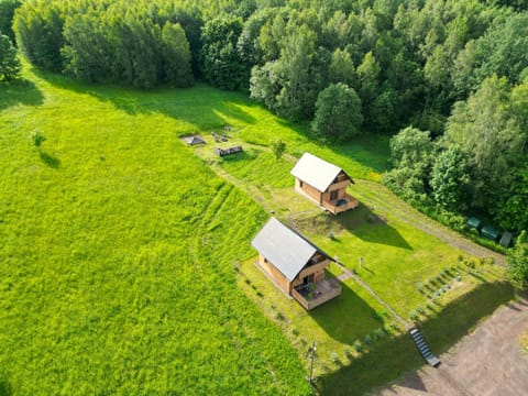 Property building, Spring, Day, Natural landscape, Bird's eye view, Garden, View (from property/room), Balcony/Terrace, Seating area, Garden view, Mountain view