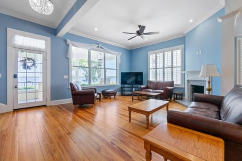 Historic St. Johns River Retreat | Dock, Boat Access & Pet Friendly House in Palatka