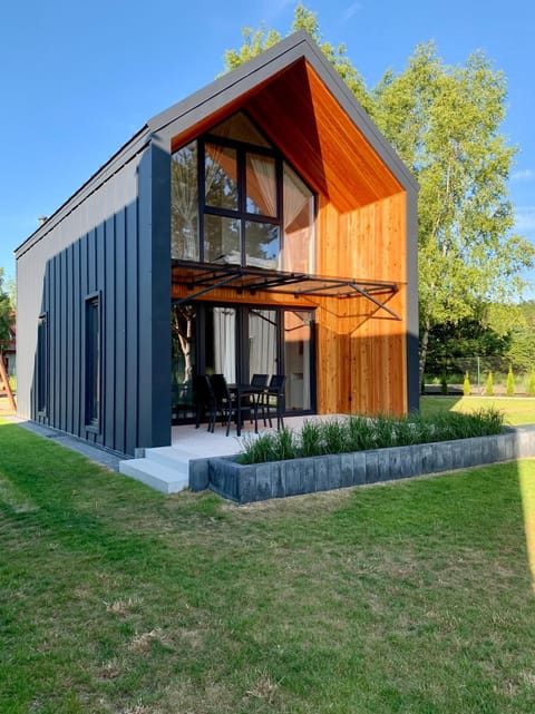 Property building, Garden, Garden view