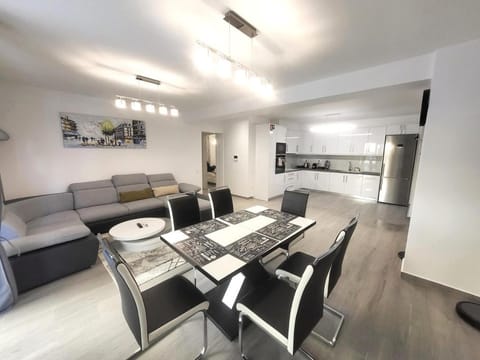 Living room, Seating area, Dining area