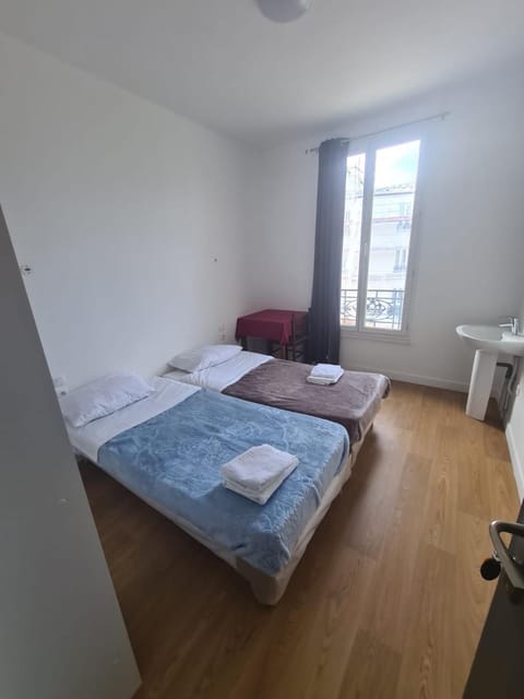 Le Palmier Hotel in Saint-Denis, France