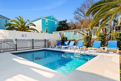 Stingray Station House in Garden City