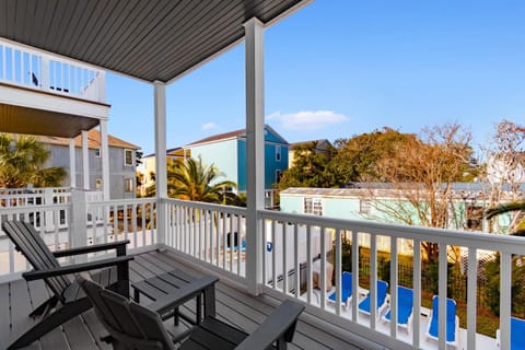 Stingray Station House in Garden City