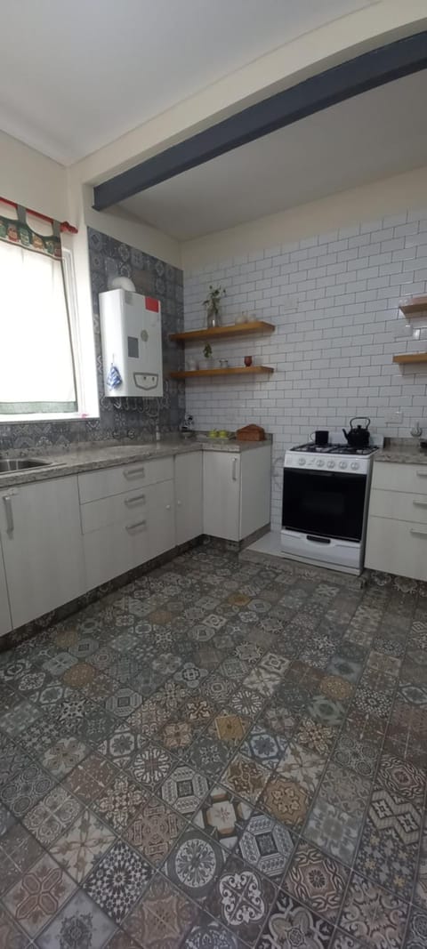 Kitchen or kitchenette, pet friendly