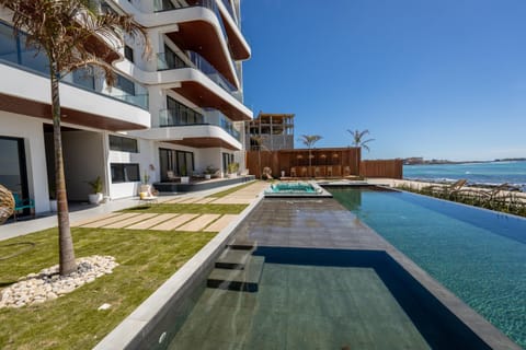 Balcony/Terrace, Swimming pool