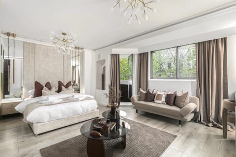Balcony/Terrace, Photo of the whole room, Seating area, Bedroom