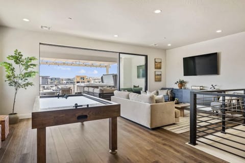 A Bit of Paradise townhouse House in St George