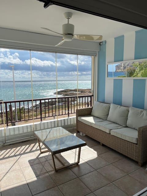Day, Natural landscape, View (from property/room), Balcony/Terrace, Seating area, Sea view