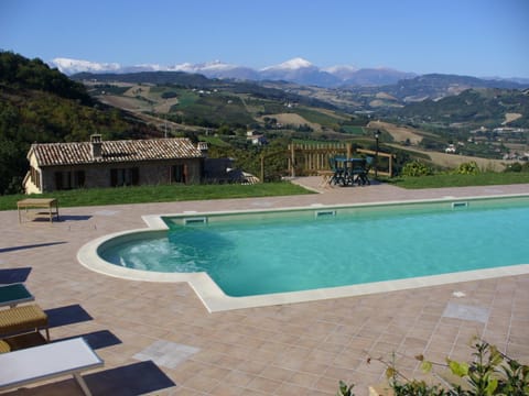 Mountain view, Pool view, Swimming pool