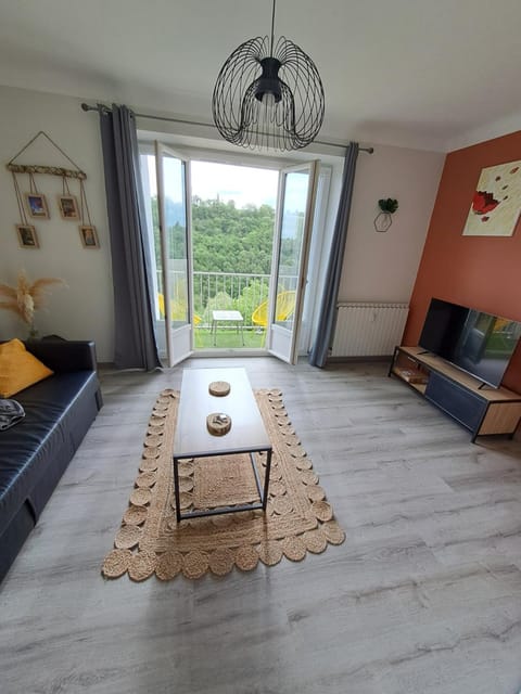 Natural landscape, Dining area