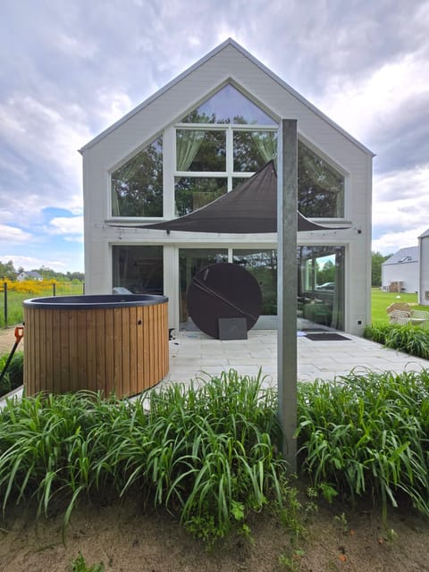 Morze2 - domy całoroczne nad morzem Villa in Pomeranian Voivodeship