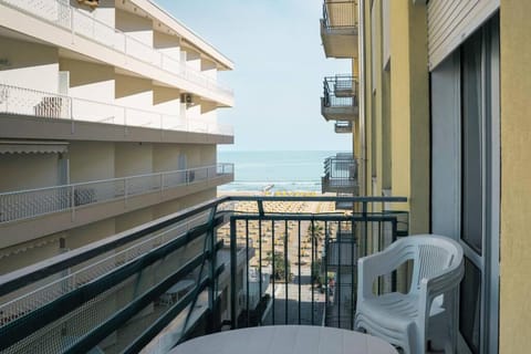 Natural landscape, View (from property/room), Balcony/Terrace, Balcony/Terrace, Dining area, Sea view