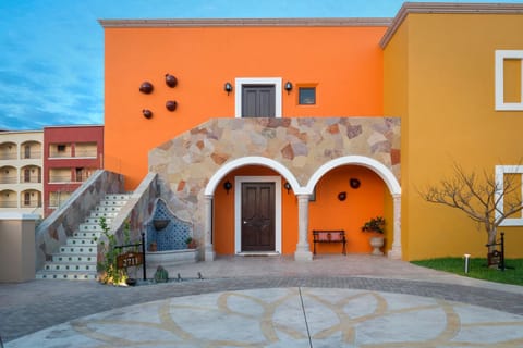 Facade/entrance, Off site, Lobby or reception, Photo of the whole room, On site, Garden view, Pool view, Sea view