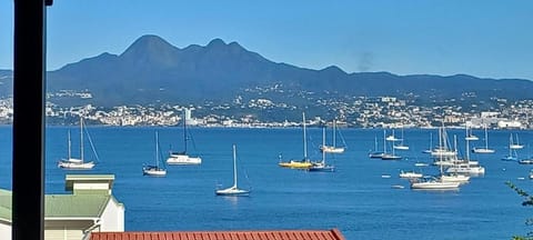 Mountain view, Sea view