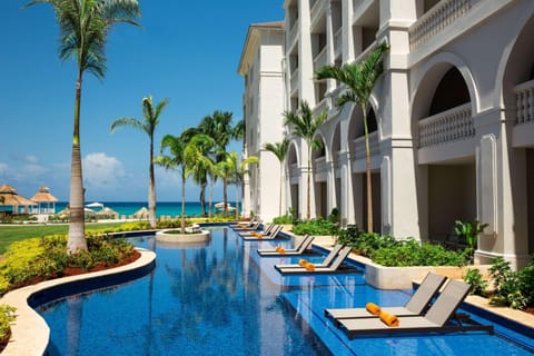 On site, Pool view, Swimming pool
