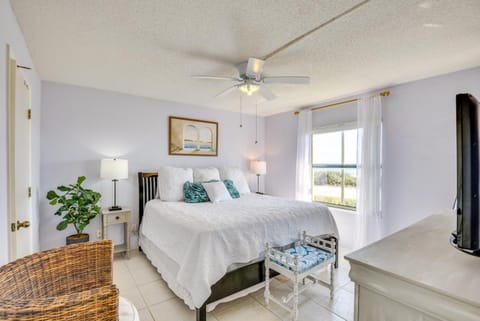 Ormond Beach Ocean-View Condo with Private Balcony! Apartment in Ormond By The Sea