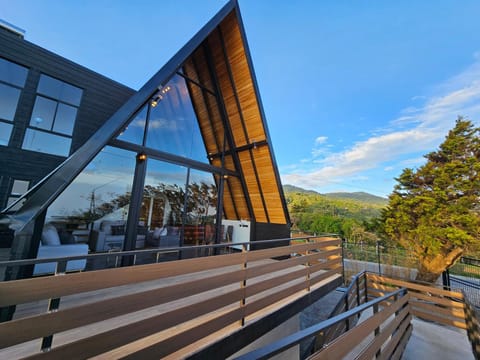 Natural landscape, Balcony/Terrace, Mountain view
