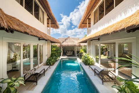 Property building, Day, Natural landscape, View (from property/room), Pool view, Swimming pool, sunbed