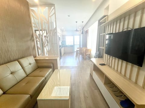 Communal lounge/ TV room, TV and multimedia, Living room, Seating area, Evening entertainment