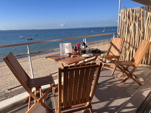 Day, Natural landscape, View (from property/room), Balcony/Terrace, Beach, Sea view, Open Air Bath, Public Bath