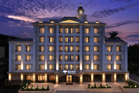 Property building, Night