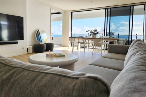 TV and multimedia, Living room, Seating area, Sea view