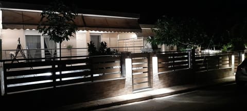 Property building, Balcony/Terrace