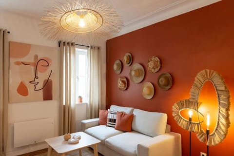 Bohemian Bakoua & Chesterfield Cottage, hyper-centre Apartment in Metz