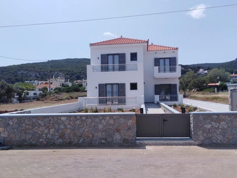 Property building, Natural landscape
