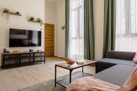 Simone Apartments Apartment in Madrid