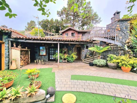 Property building, Garden, Garden, Garden view