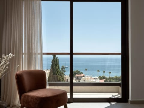 Day, View (from property/room), Balcony/Terrace, Living room, Sea view