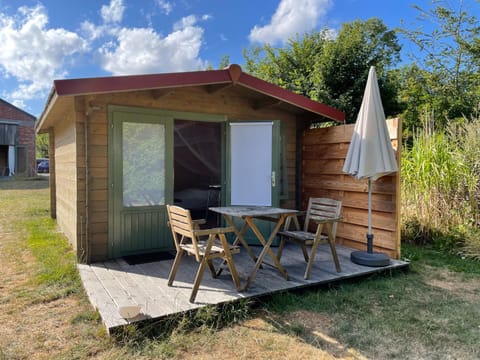 VierVaart Veldhuisje MOS Luxury tent in Zeeland, Netherlands