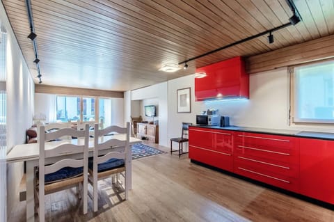 Living room, Seating area, kitchen