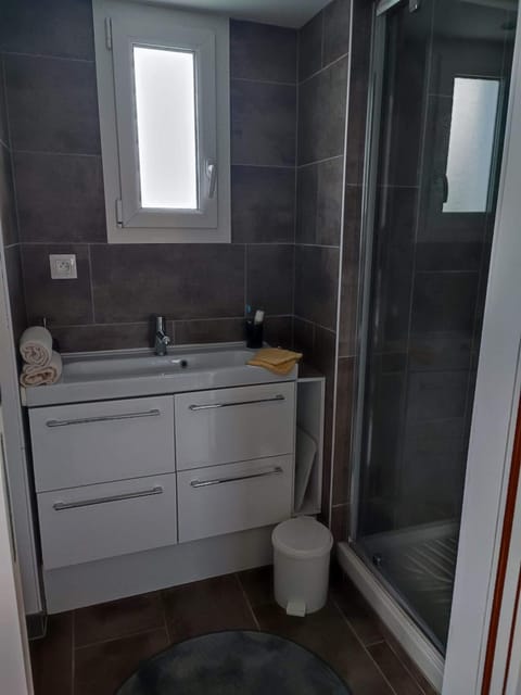 Belle chambre indépendante Vacation rental in Centre-Val de Loire