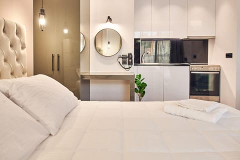 Photo of the whole room, Bedroom, stove