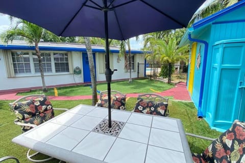Great location Pool home w Pool table 5br House in Fort Lauderdale