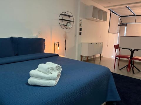 Bed, View (from property/room), Photo of the whole room, Bedroom