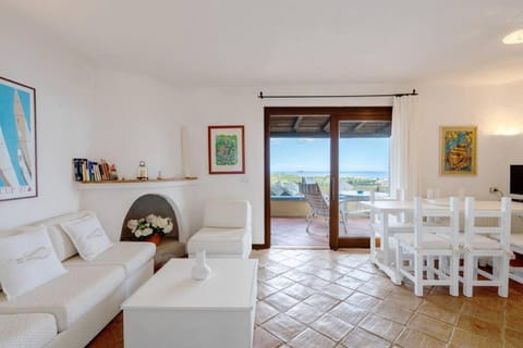 Natural landscape, Living room, Seating area, Dining area, Sea view