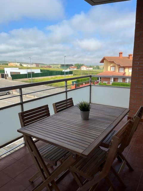 Natural landscape, View (from property/room), Balcony/Terrace