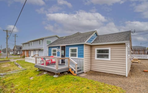 King Crab Retreat - Combo - Meredith Lodging House in Rockaway Beach
