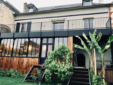 Grande Maison en bord de Seine, 1h 15de Paris Villa in Normandy