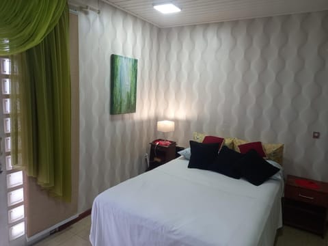 TV and multimedia, Photo of the whole room