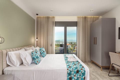 View (from property/room), Photo of the whole room, Bedroom