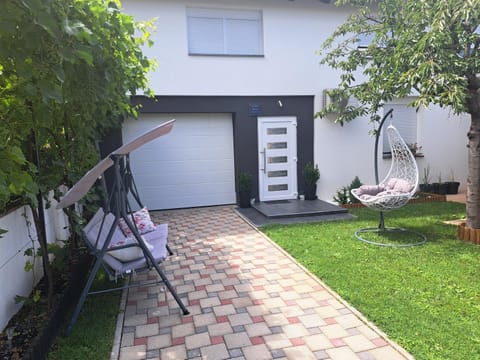 Apartman Pariz Apartment in Slavonski Brod