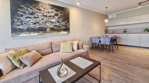 HolidayHomePL Bel Mare 314e z sypialnią i balkonem Apartment in Miedzyzdroje